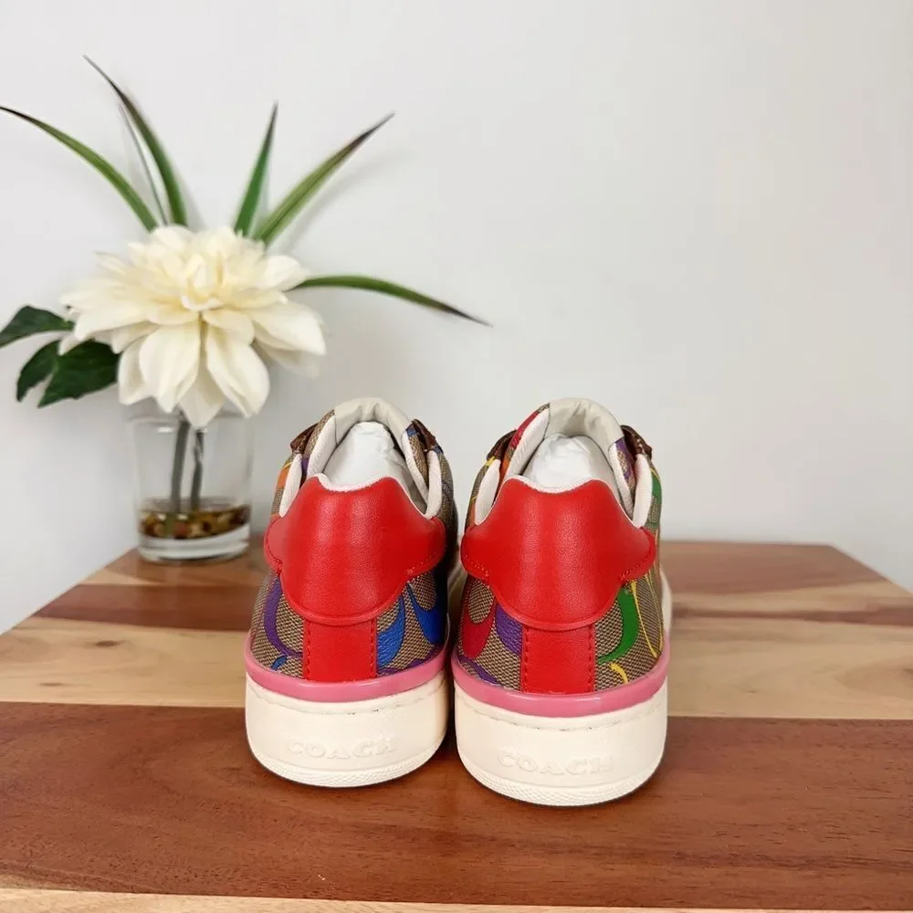 NWT Coach Clip Low Top Sneaker In Rainbow Signature Canvas size‎ US5/EU 35.5